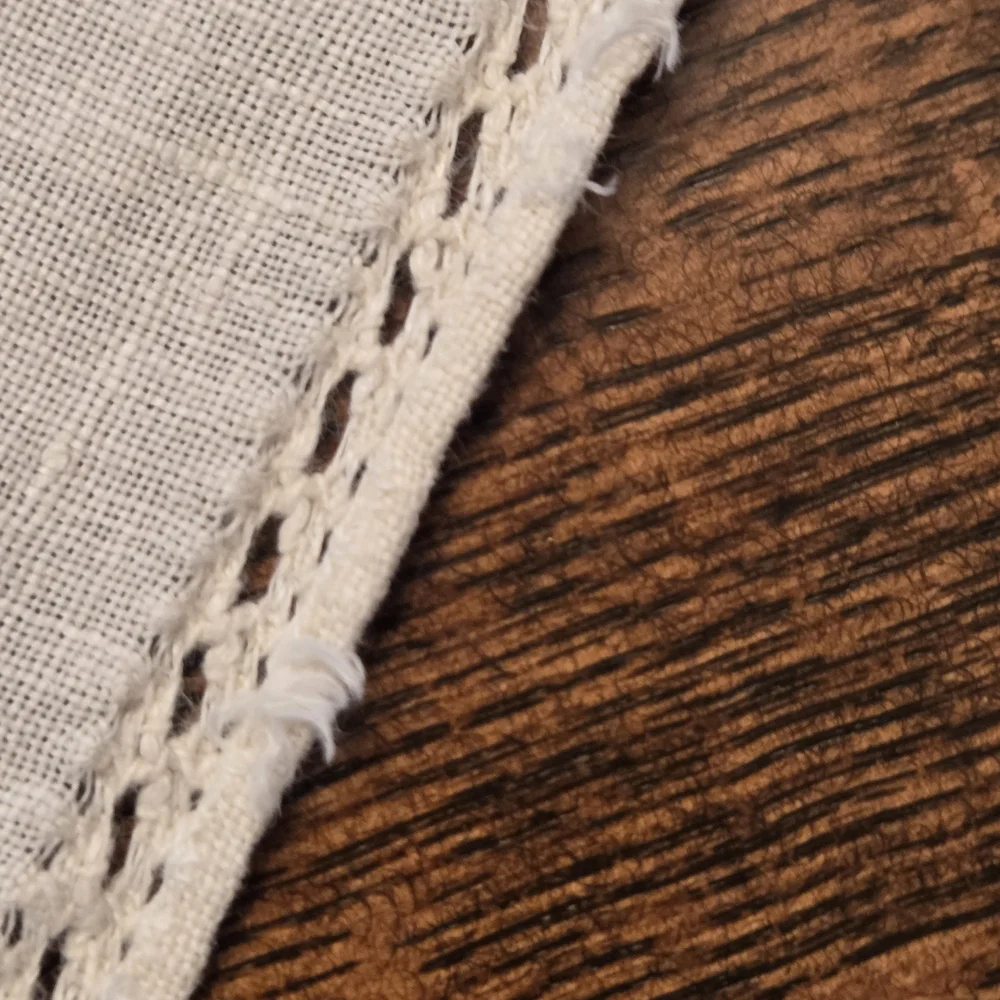 Vintage Elegant Antique White Broderie Anglaise Embroidered Linen Napkins (5)